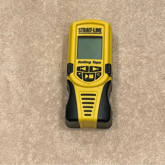 Strait-Line Electronic Rolling Tape, a digital measuring device.
LCD screen, - Picture 8 of 14